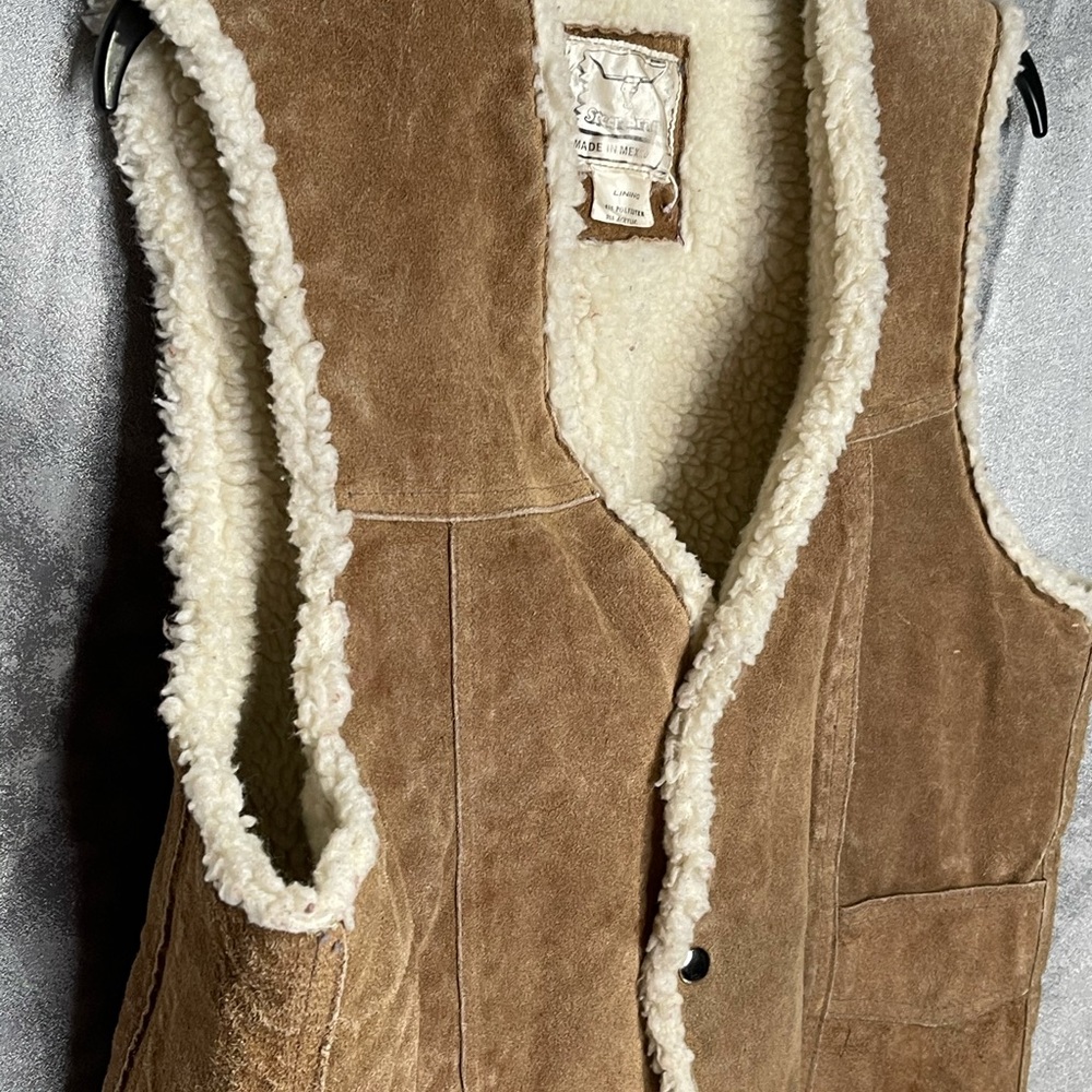 🤑Shearling Vest - Picture 2 of 4